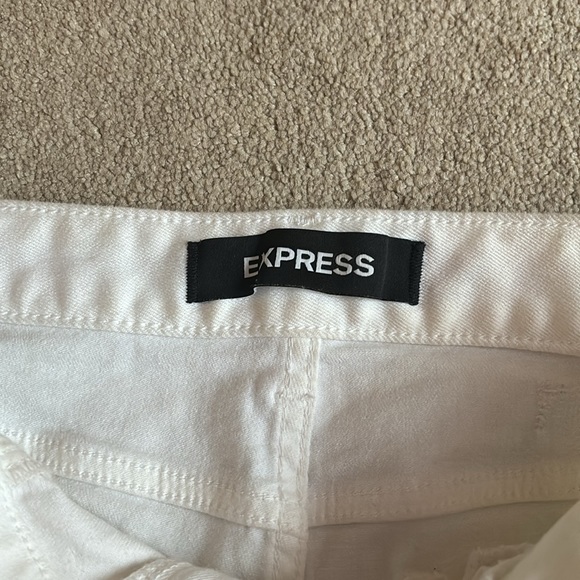 White and Jean shorts. Express and cp jeans - Picture 4 of 12